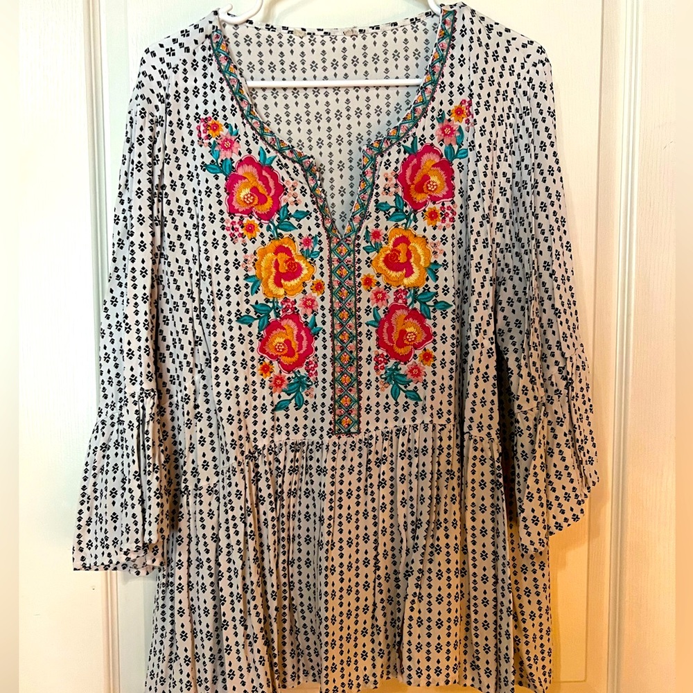 Savanna Jane tunic